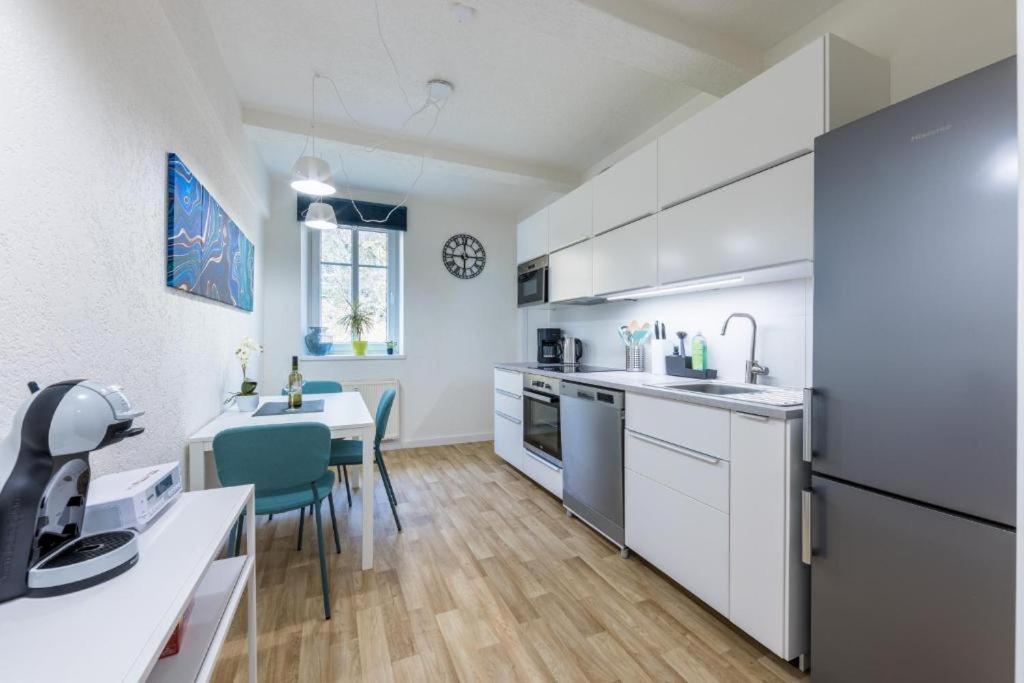 Promenade View Apartment Κάρλοβι Βάρι Εξωτερικό φωτογραφία